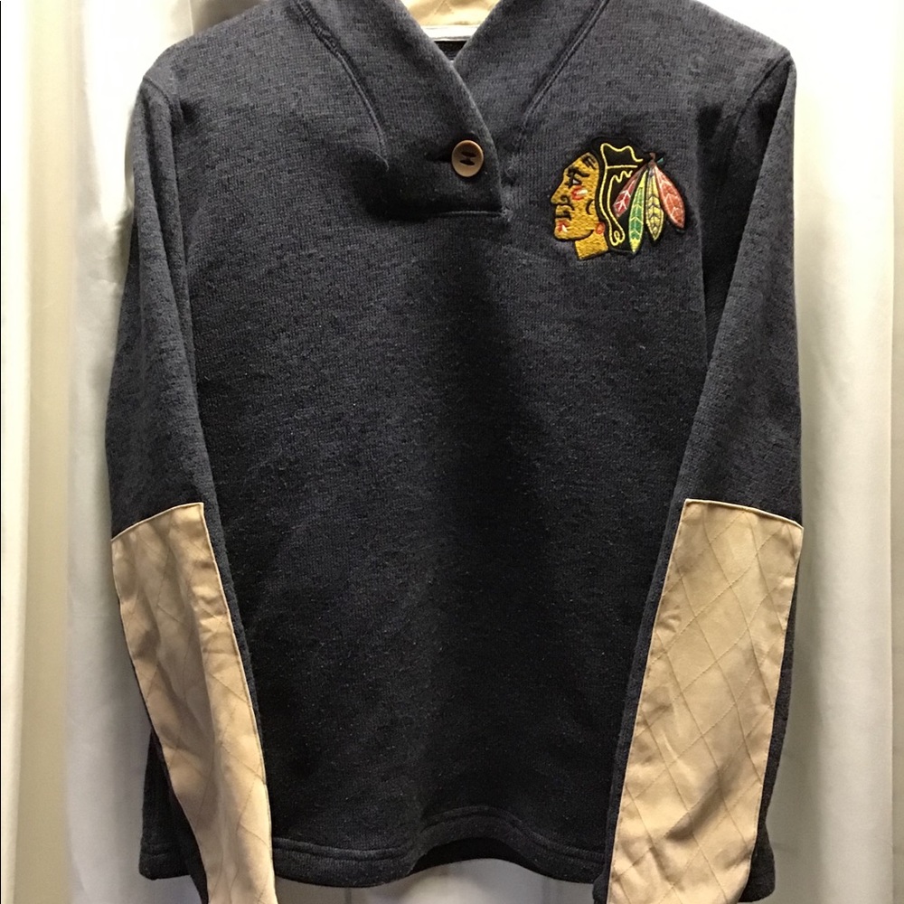 Blackhawk sweater size S